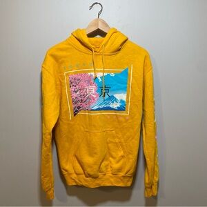 Popular Poison Yellow Graphic Hoodie with Floral Tokyo Design size M
